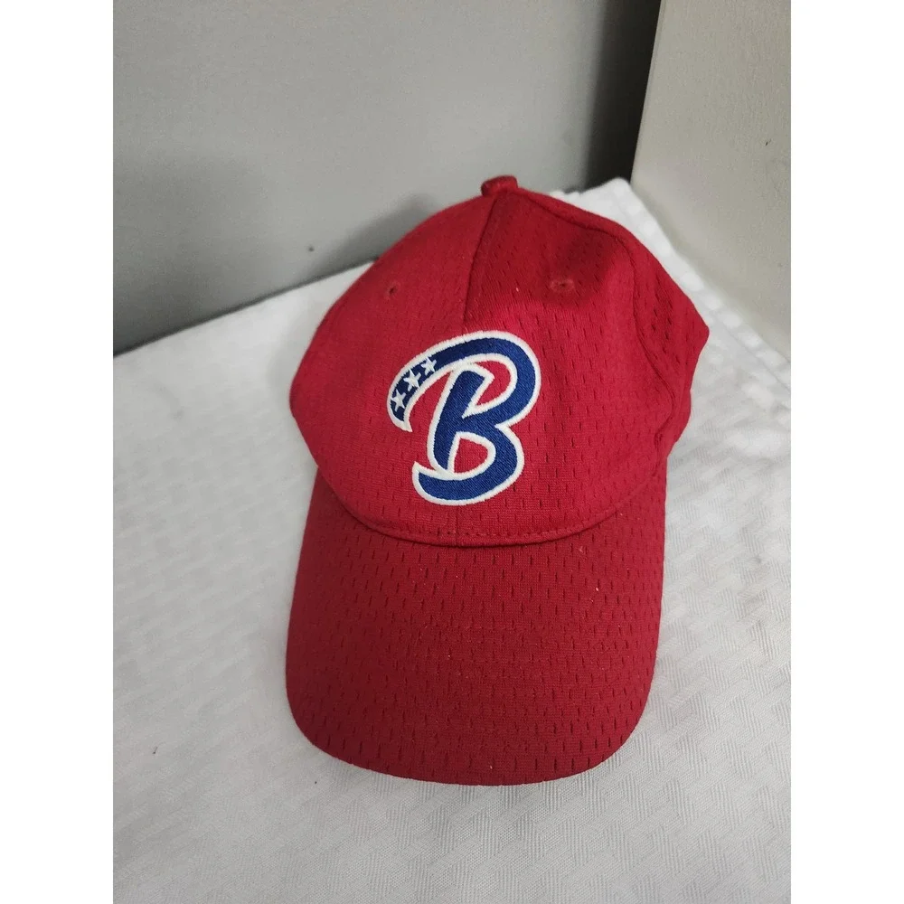Port Authority red mesh